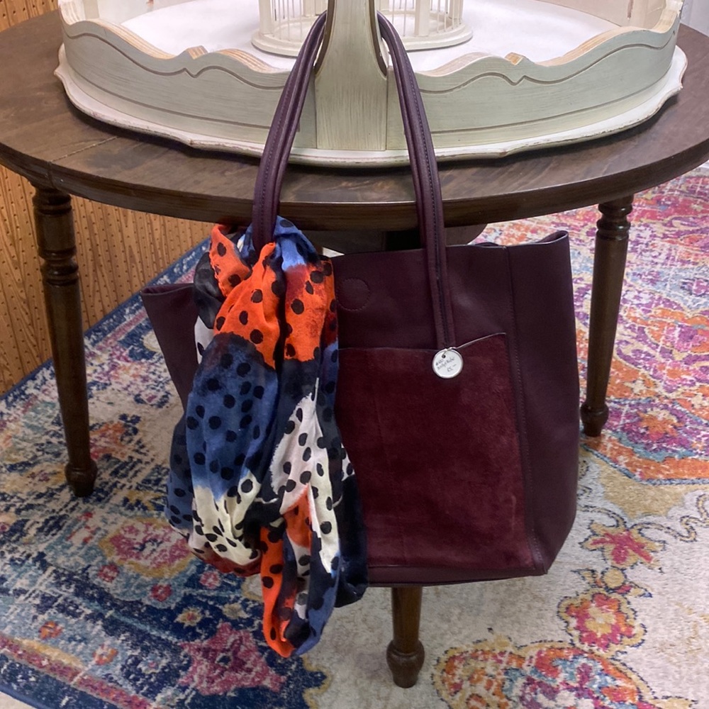 Large purse with scarf